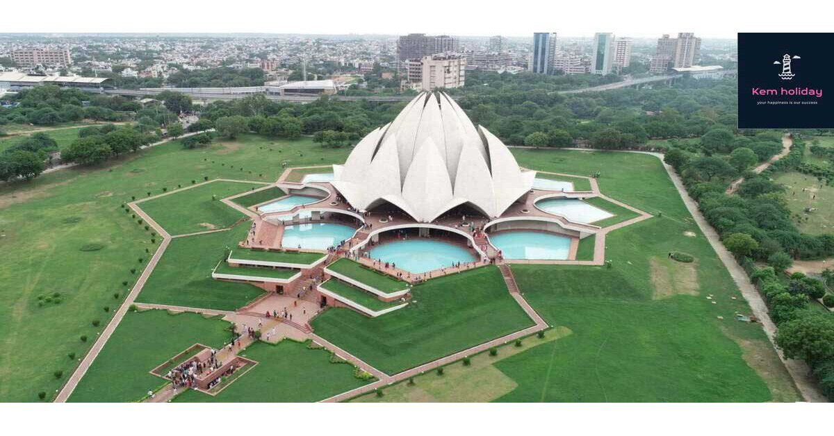 Đền Hoa Sen Ấn Độ - Tuyệt tác kiến trúc của nhân loại