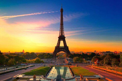 Tháp Eiffel-Hành trình đi lên thành biểu tượng thời đại của nước Pháp