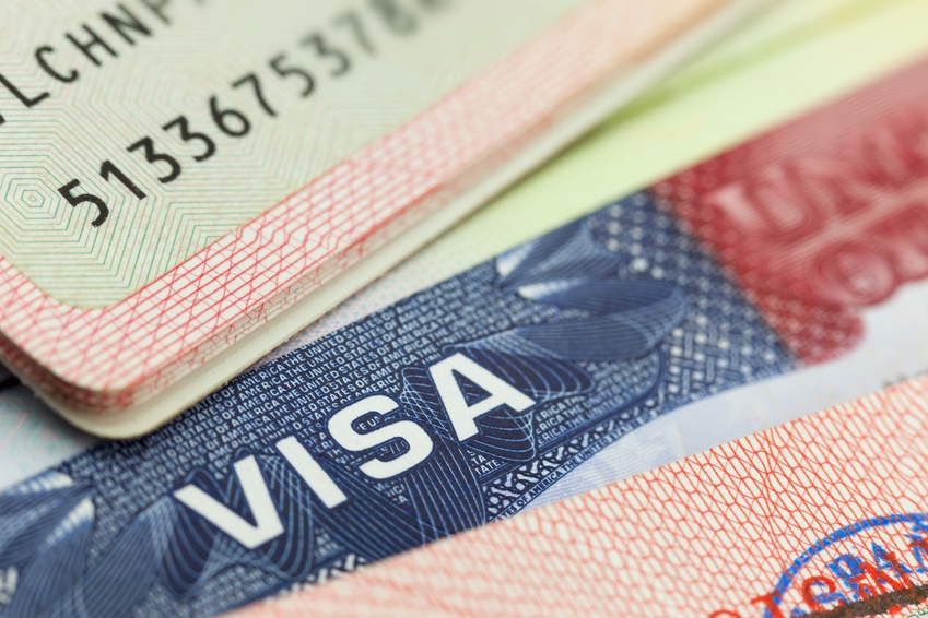 hồ sơ dầy đủ là yếu tố cần thiết để bạn đậu visa Mỹ