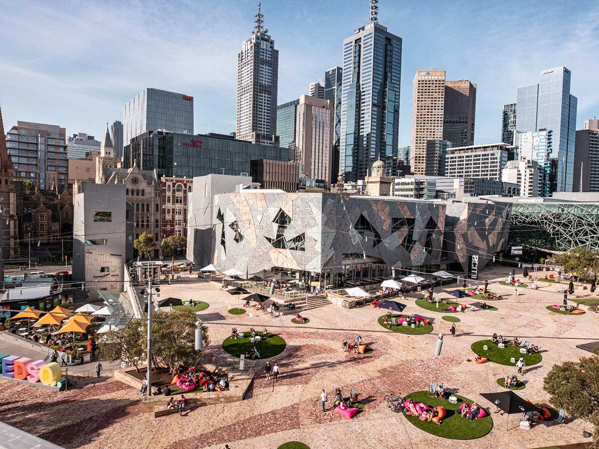 Quảng trường liên bang Federation tọa lạc tại thành phố Melbourne
